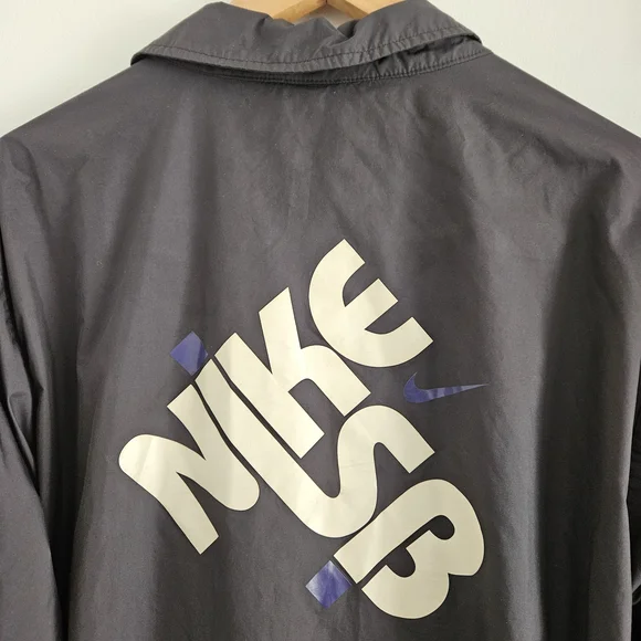 Vintage Nike SB Windbreaker Jacket Nike Shield Large - Picture 6 of 6